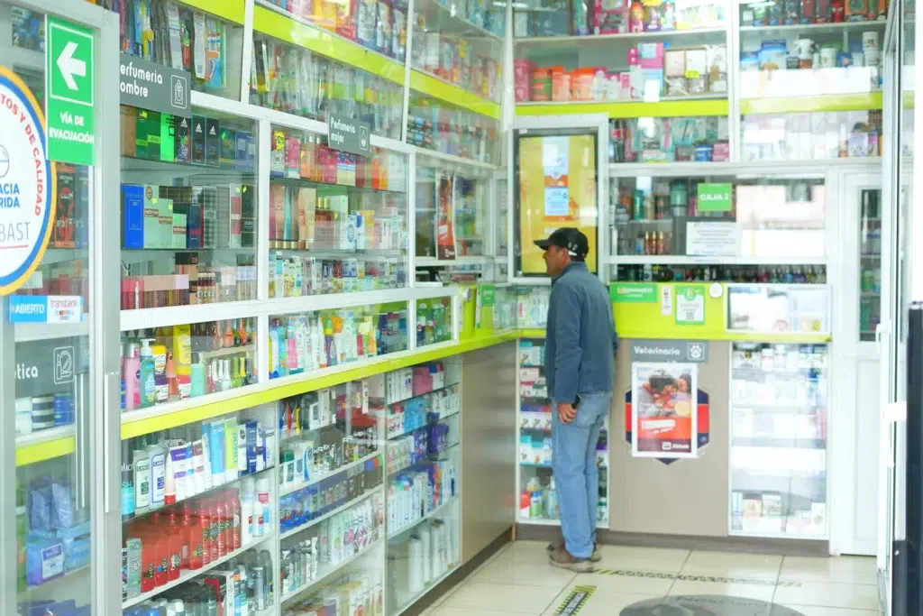 farmacias farmamarker en miraflores preparada para el invierno